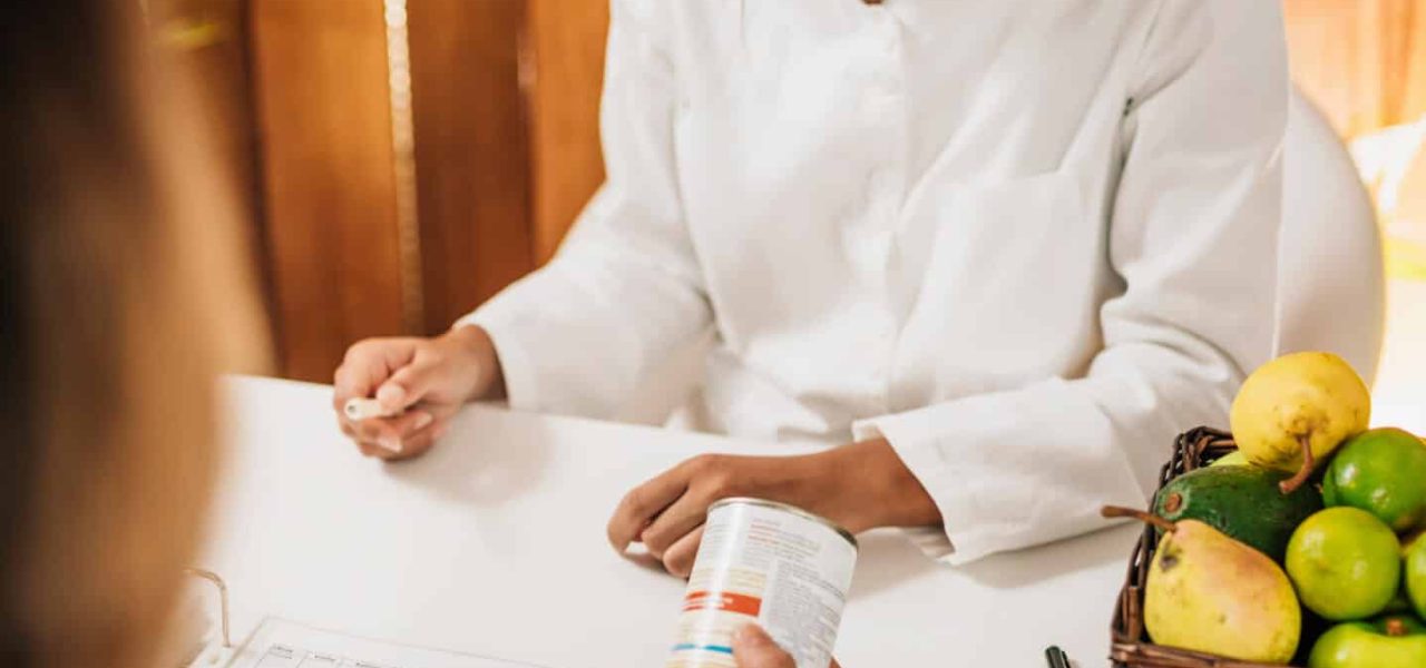 Naturopathe : salaire, débouchés et réalité du métier en 2025